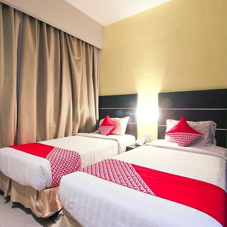 Aston Pekanbaru City Hotel Eksteriør billede