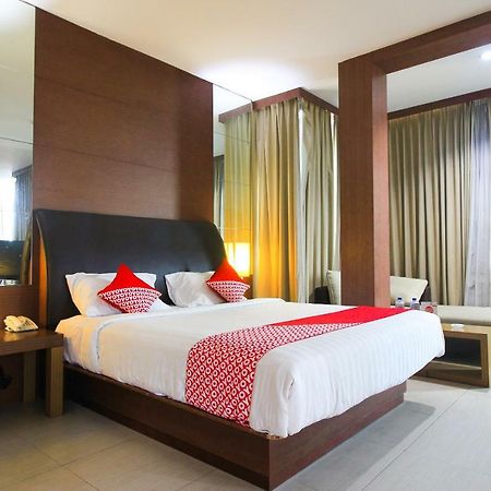 Aston Pekanbaru City Hotel Eksteriør billede